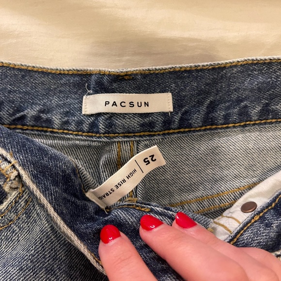 High Rise Straight Jeans - Picture 3 of 3